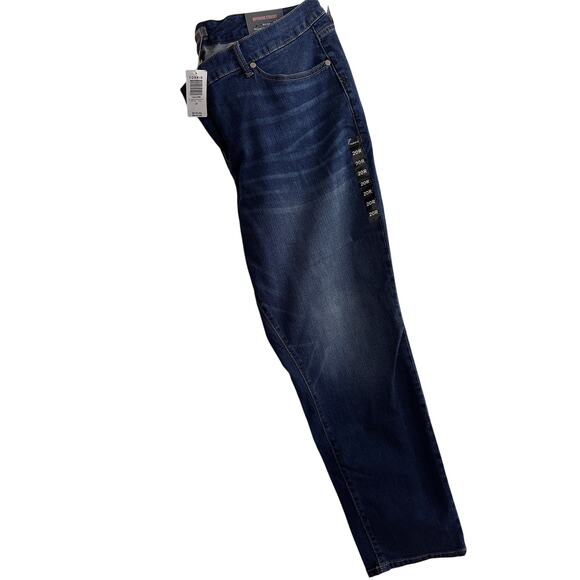 Torrid Women’s Boyfriend Straight Jeans Blue Size 20R Plus Mid Rise Relaxed Leg - Picture 5 of 11